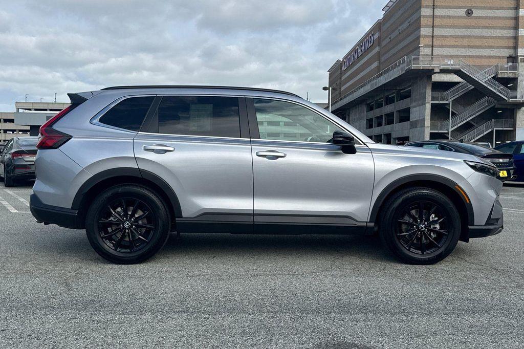 used 2025 Honda CR-V Hybrid car, priced at $30,614