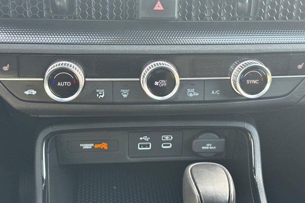 used 2025 Honda CR-V Hybrid car, priced at $30,614