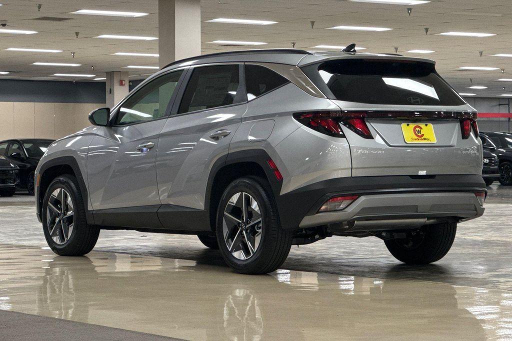 new 2026 Hyundai TUCSON Hybrid car, priced at $32,110