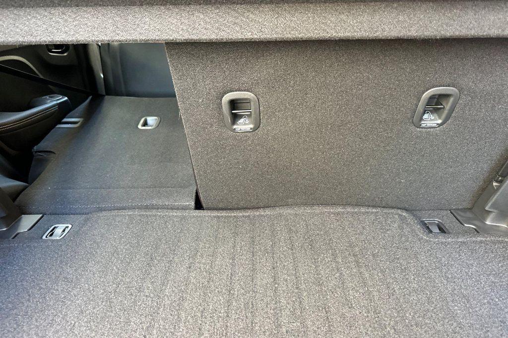 new 2025 Hyundai Venue car, priced at $24,300