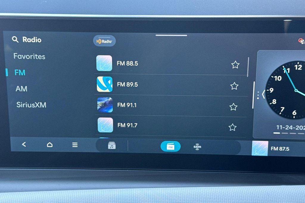 new 2026 Hyundai TUCSON Hybrid car, priced at $31,975