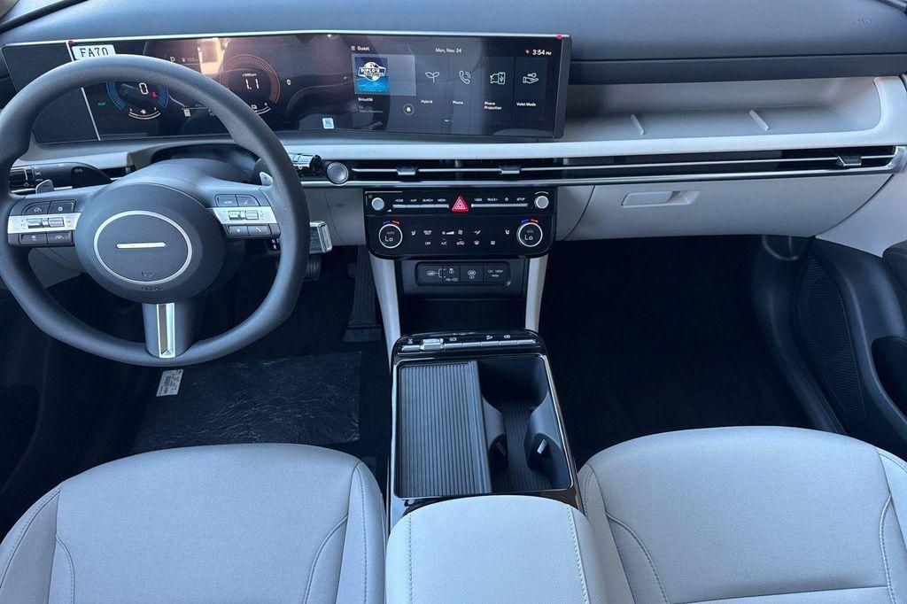 new 2026 Hyundai TUCSON Hybrid car, priced at $31,975