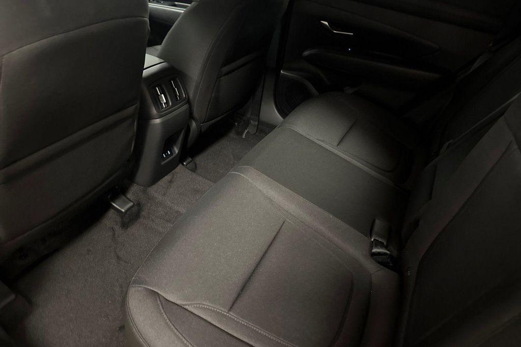 new 2026 Hyundai TUCSON Hybrid car, priced at $32,335