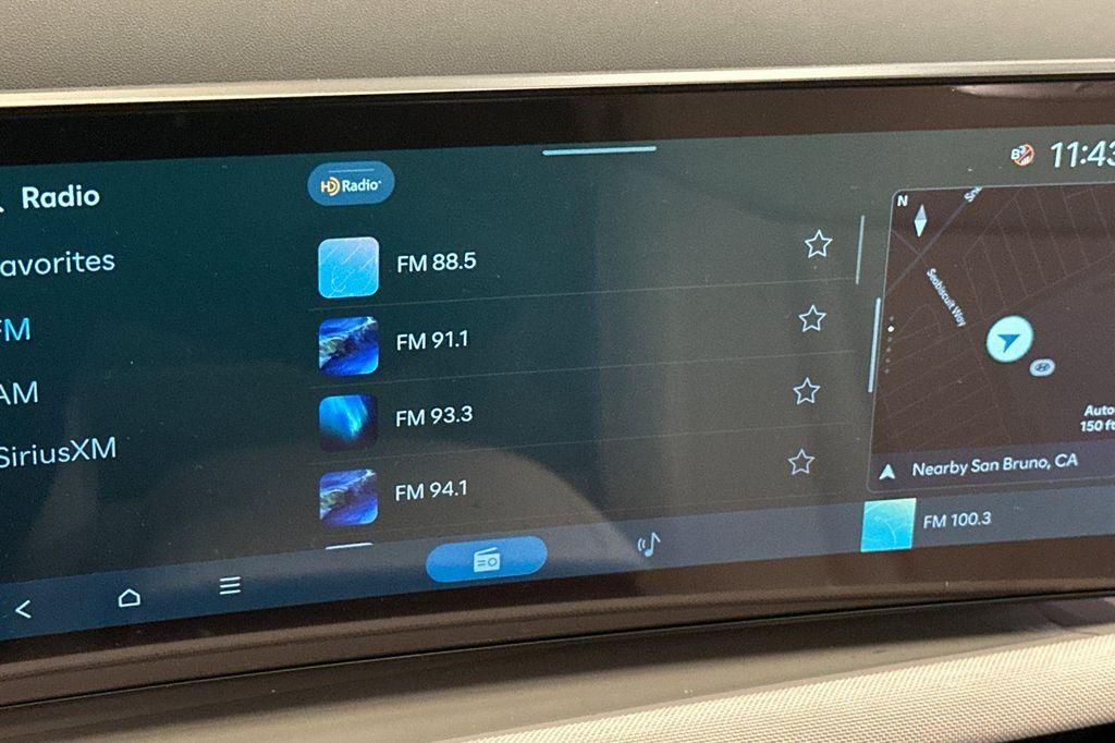 new 2025 Hyundai TUCSON Hybrid car, priced at $37,080