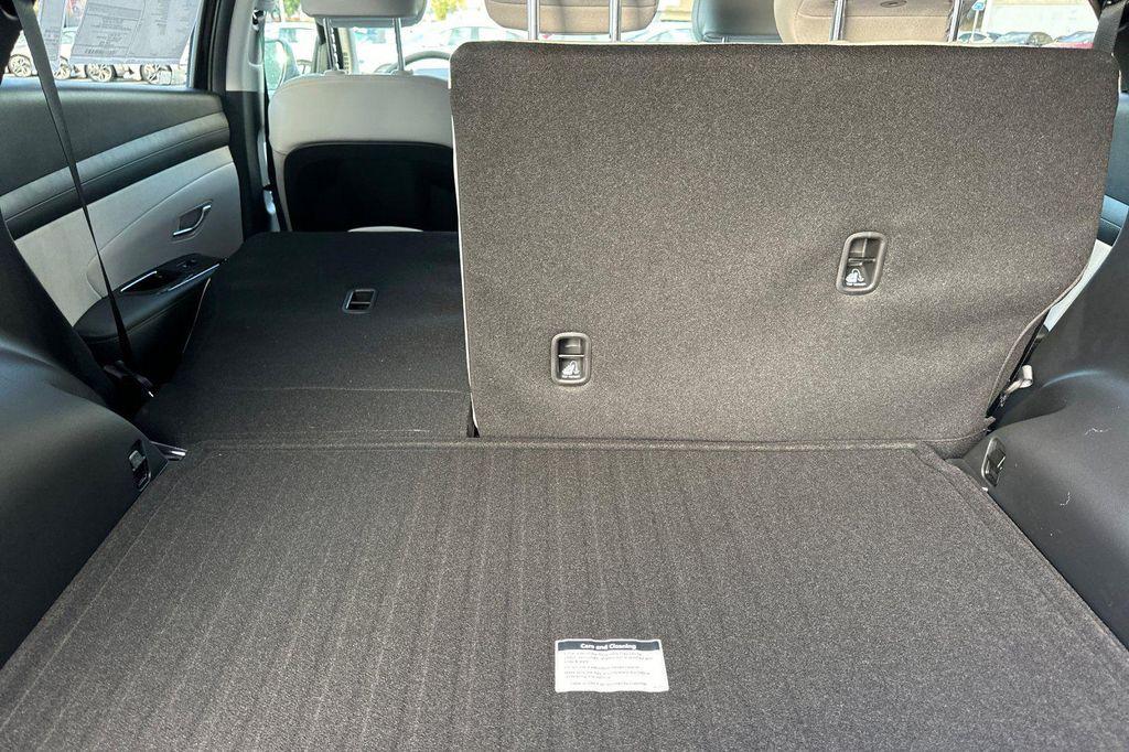 new 2025 Hyundai TUCSON Hybrid car, priced at $36,825