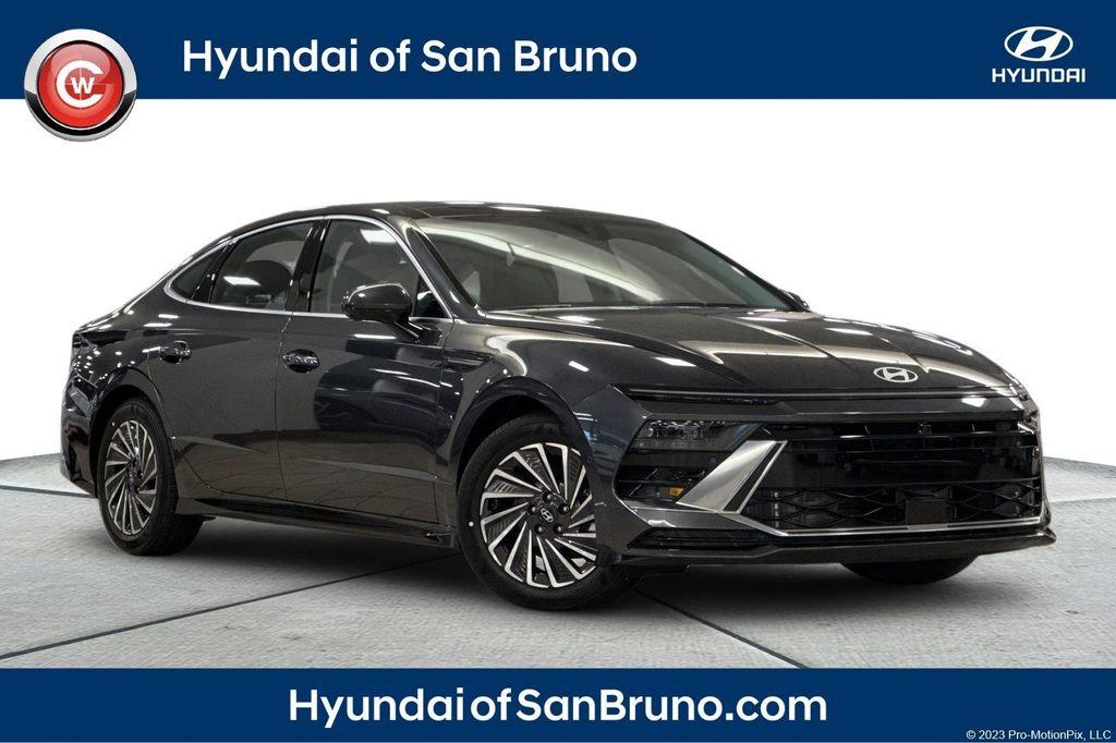 new 2025 Hyundai Sonata Hybrid car, priced at $35,540