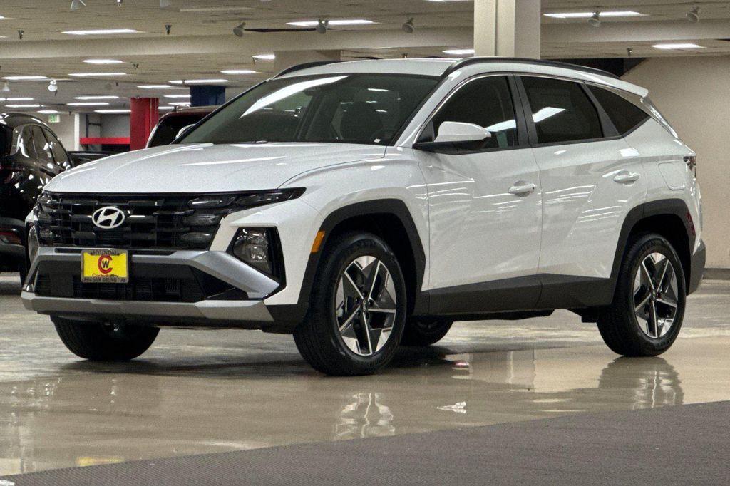 new 2026 Hyundai TUCSON Hybrid car, priced at $32,130