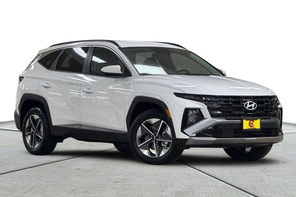 new 2026 Hyundai TUCSON Hybrid car, priced at $32,130