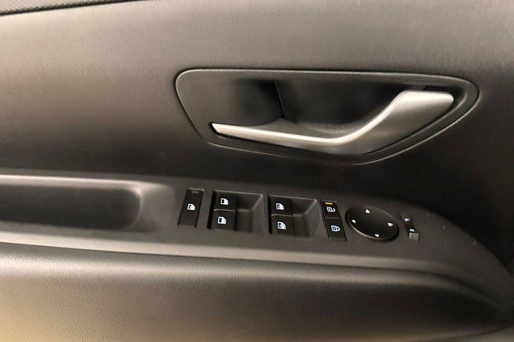 new 2026 Hyundai TUCSON Hybrid car, priced at $32,130