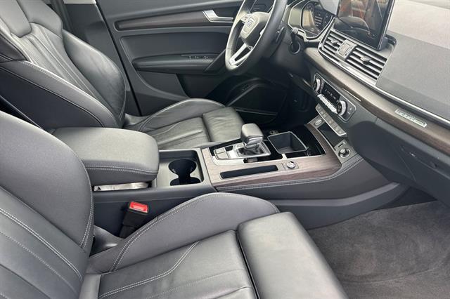 used 2024 Audi Q5 car, priced at $27,322