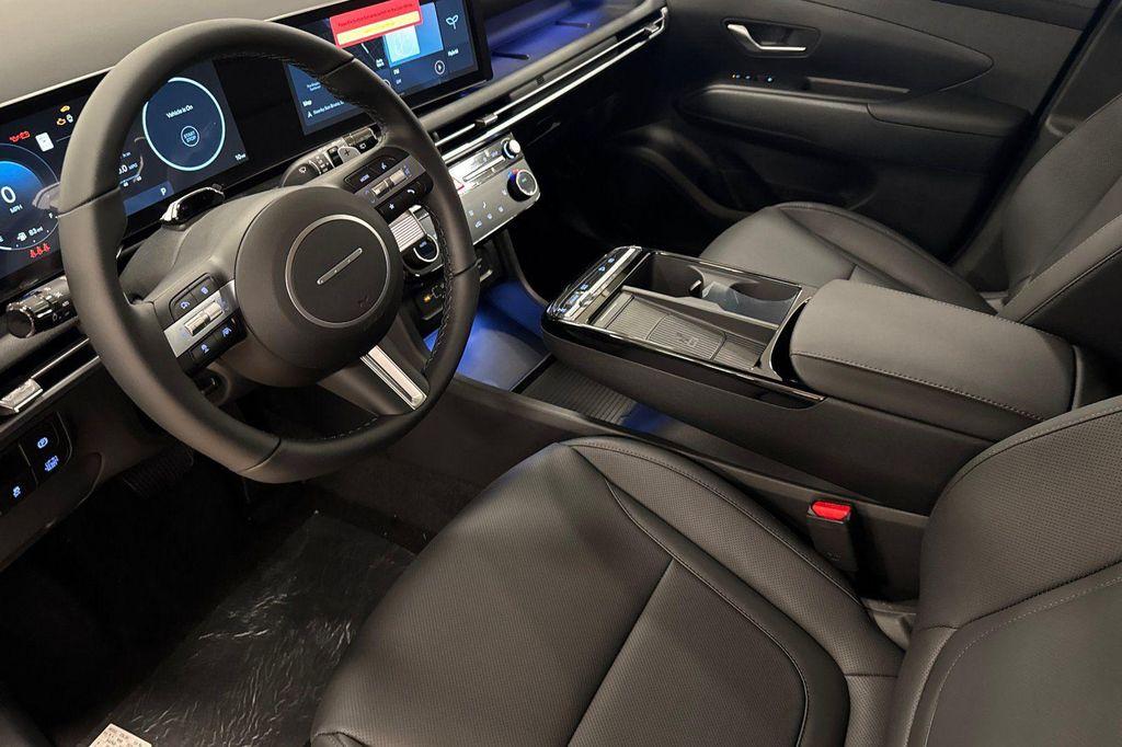 new 2025 Hyundai TUCSON Hybrid car, priced at $32,980