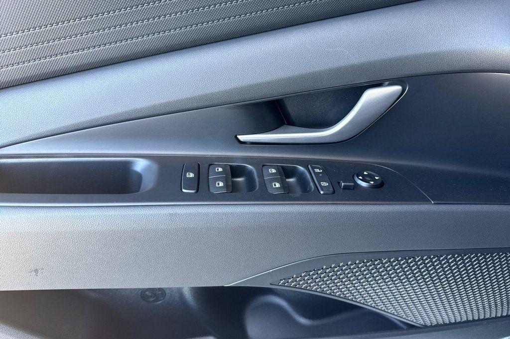 new 2025 Hyundai ELANTRA HEV car, priced at $22,730