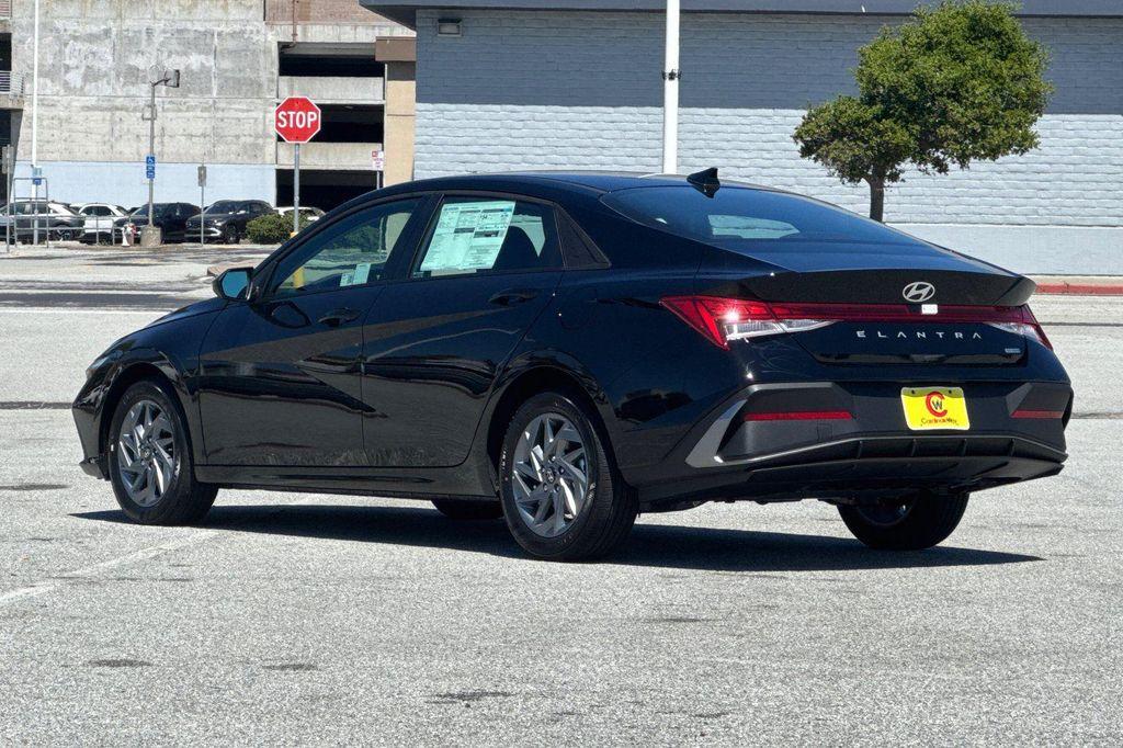 new 2025 Hyundai ELANTRA HEV car, priced at $22,730