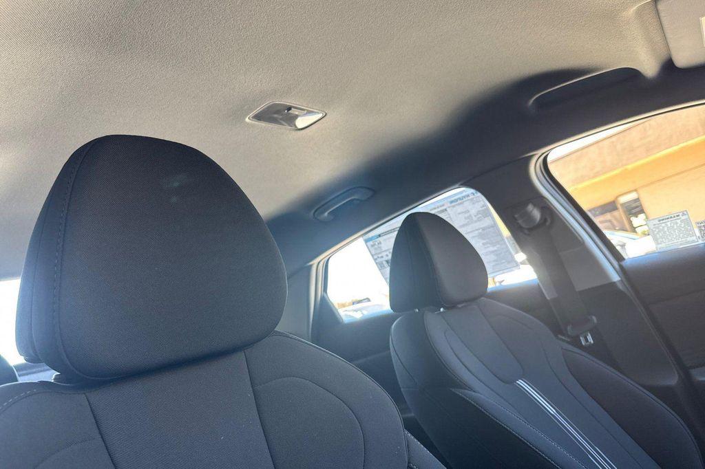 new 2025 Hyundai ELANTRA HEV car, priced at $22,730