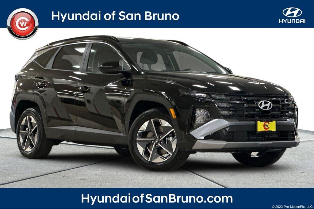 new 2025 Hyundai TUCSON Hybrid car, priced at $32,100
