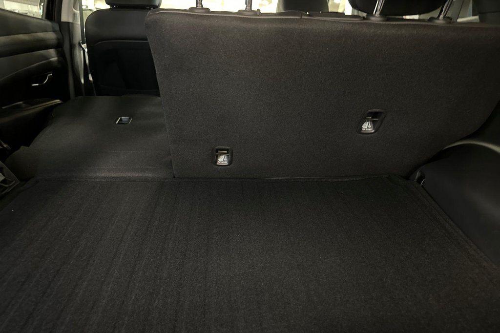 new 2025 Hyundai TUCSON Hybrid car, priced at $32,100