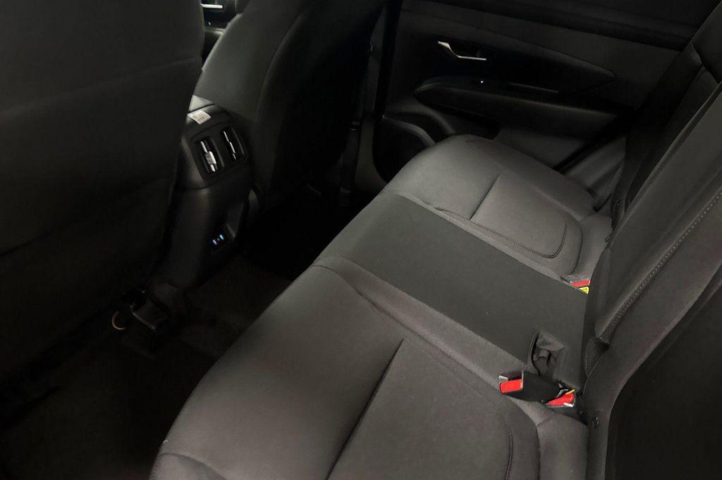 new 2026 Hyundai TUCSON Hybrid car, priced at $31,630