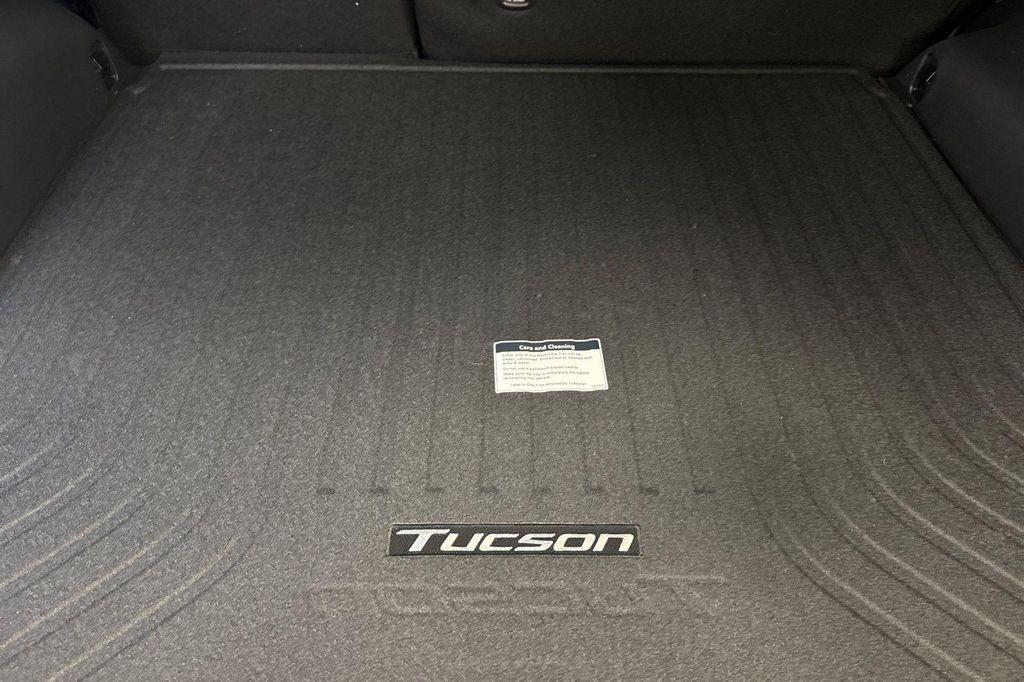 new 2026 Hyundai TUCSON Hybrid car, priced at $31,630