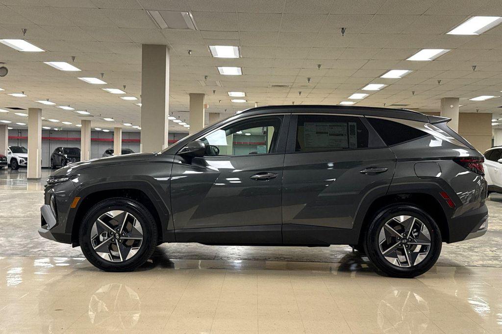 new 2026 Hyundai TUCSON Hybrid car, priced at $31,630