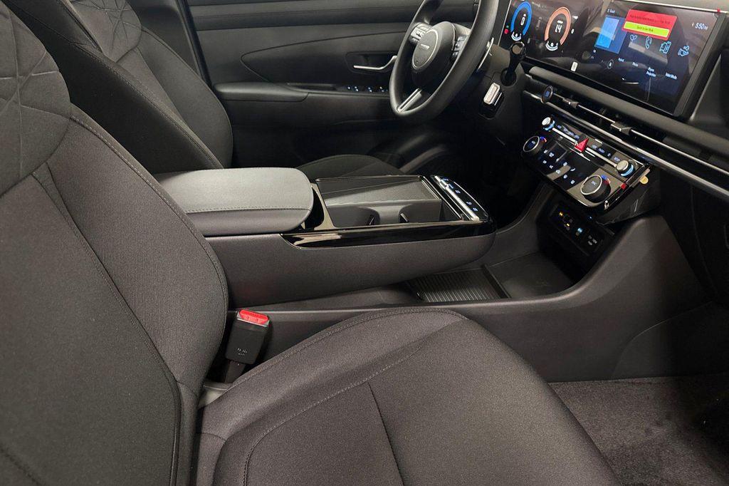 new 2026 Hyundai TUCSON Hybrid car, priced at $31,630