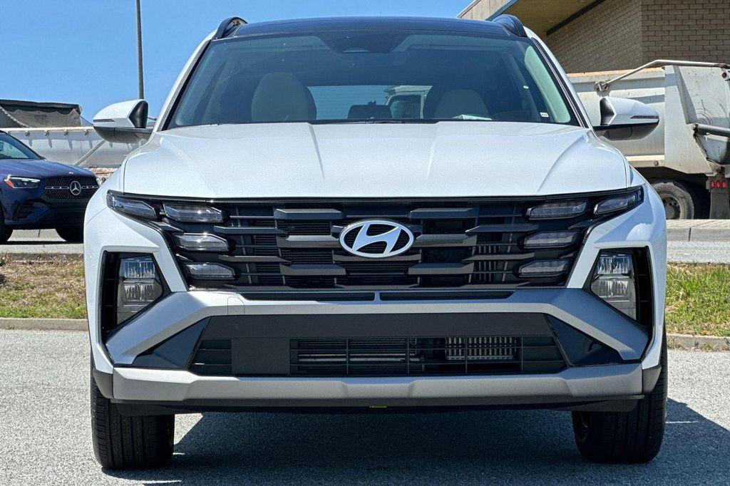 new 2025 Hyundai TUCSON Hybrid car, priced at $32,810