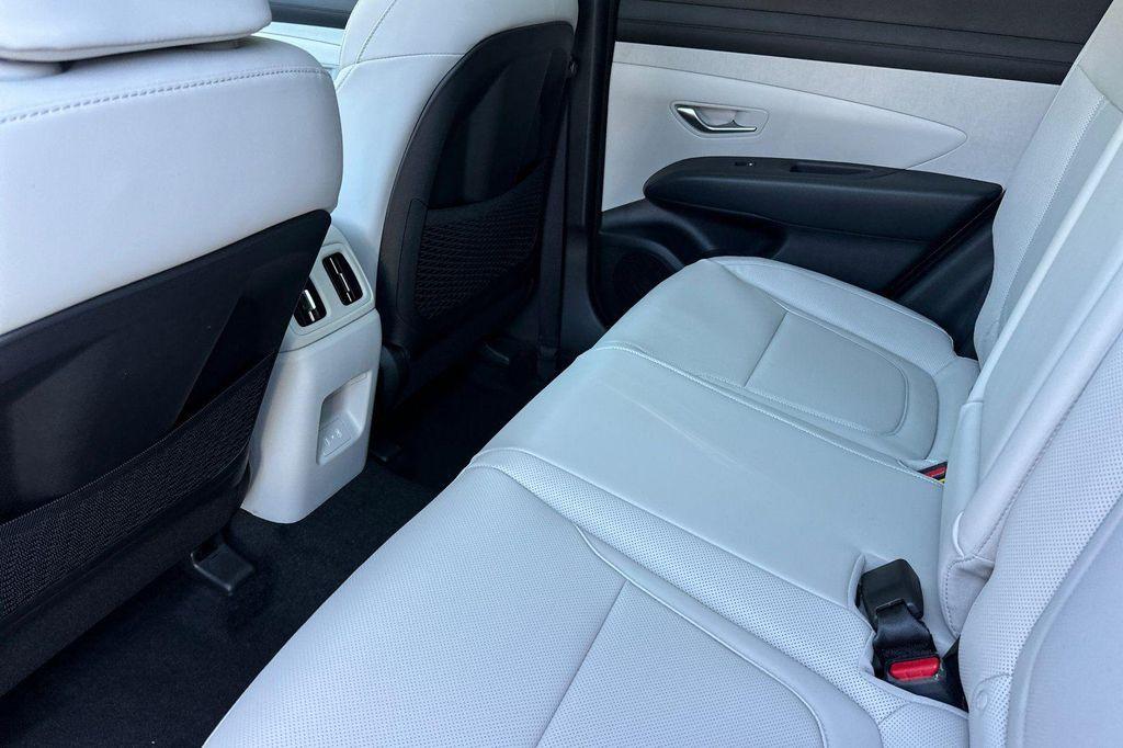 new 2025 Hyundai TUCSON Hybrid car, priced at $32,810