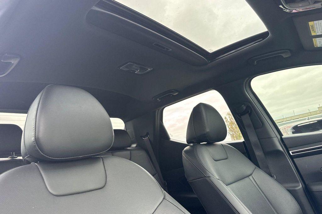 used 2024 Hyundai SANTA CRUZ car, priced at $31,116