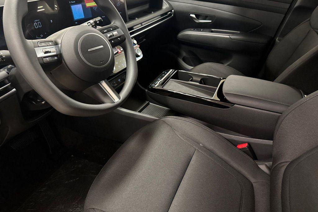 new 2026 Hyundai TUCSON Hybrid car, priced at $31,610
