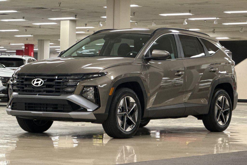 new 2026 Hyundai TUCSON Hybrid car, priced at $31,610