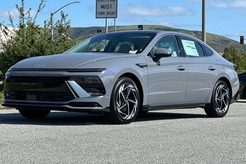 new 2025 Hyundai Sonata car, priced at $29,170