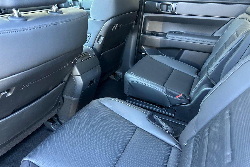 new 2025 Hyundai SANTA FE HEV car, priced at $45,375