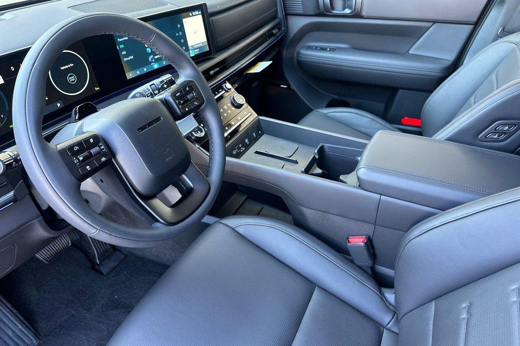 new 2025 Hyundai SANTA FE HEV car, priced at $45,375