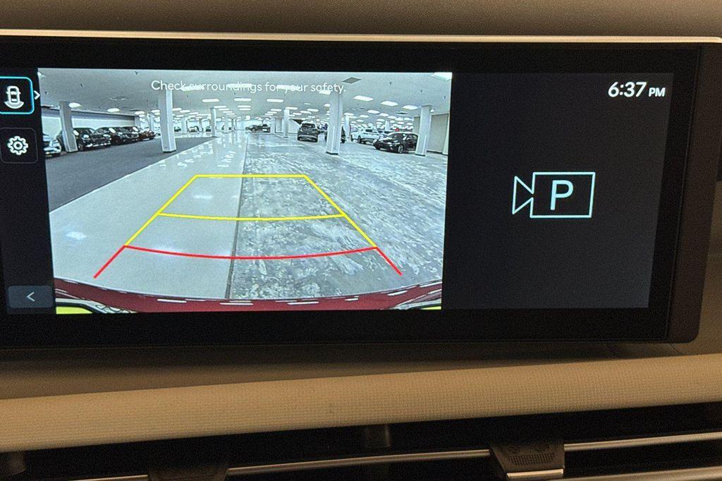 new 2026 Hyundai TUCSON Hybrid car, priced at $32,175