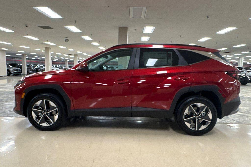 new 2026 Hyundai TUCSON Hybrid car, priced at $32,175