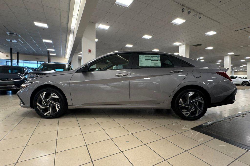 new 2025 Hyundai ELANTRA HEV car, priced at $23,845
