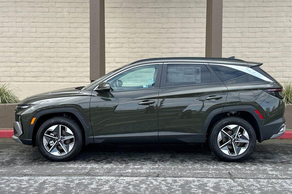 new 2025 Hyundai Tucson car, priced at $31,045