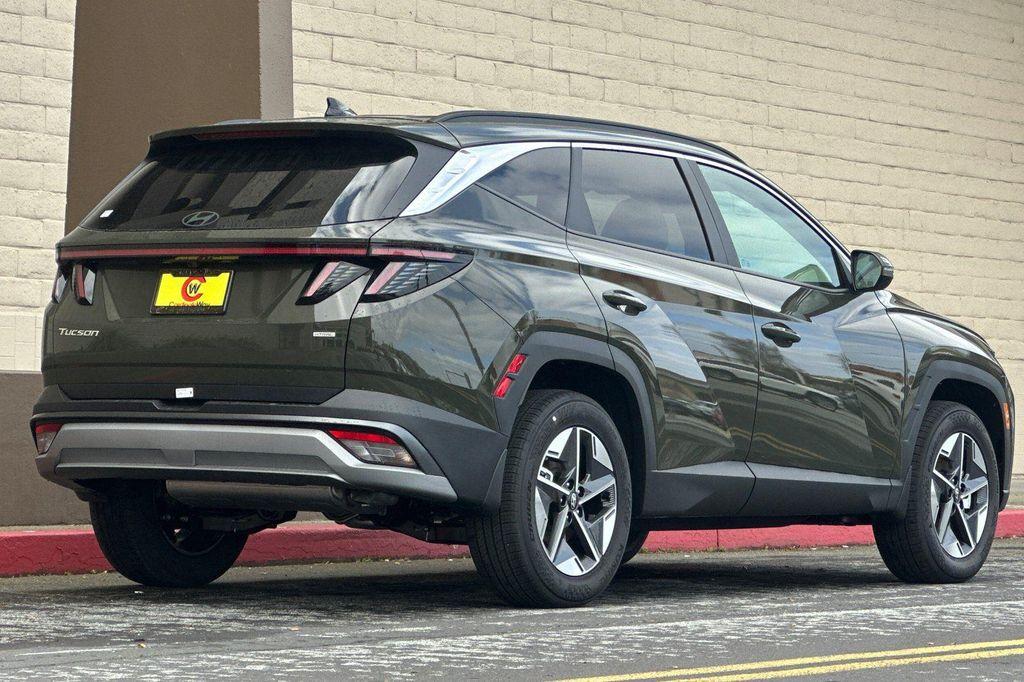 new 2025 Hyundai Tucson car, priced at $31,045