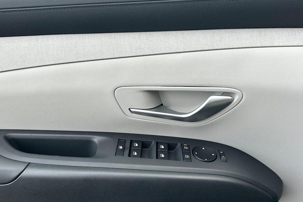 new 2025 Hyundai Tucson car, priced at $31,045