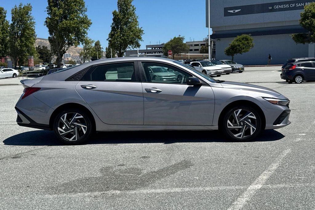 new 2025 Hyundai ELANTRA HEV car, priced at $24,195