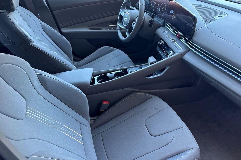 new 2025 Hyundai ELANTRA HEV car, priced at $24,195