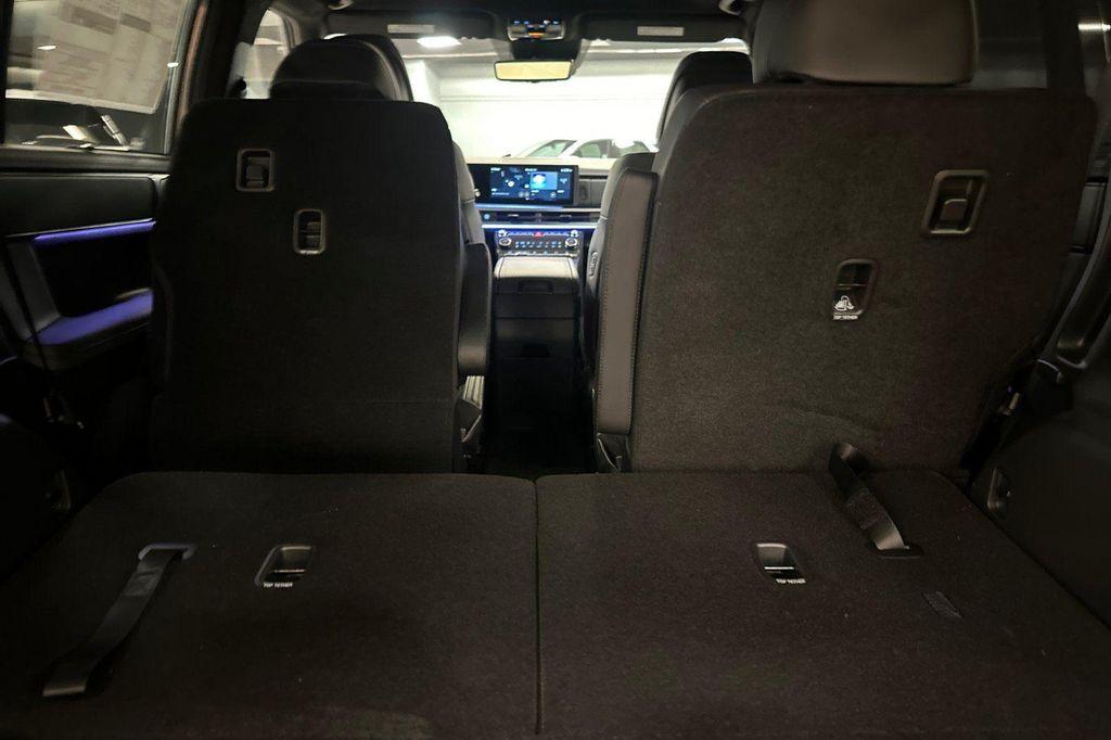 new 2025 Hyundai SANTA FE HEV car, priced at $43,614