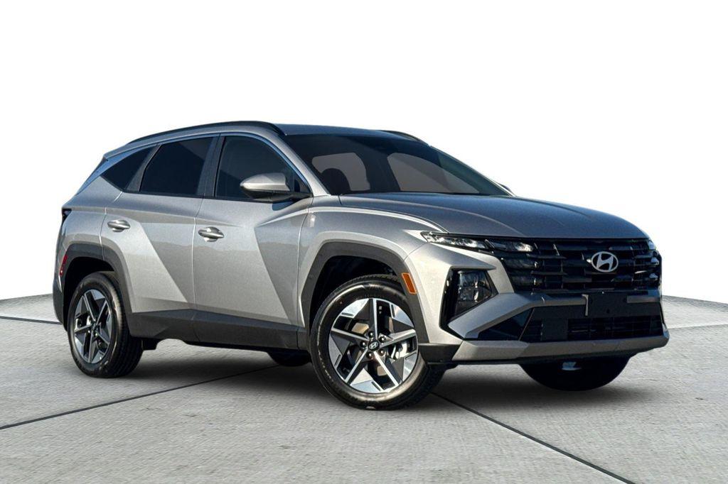 new 2026 Hyundai TUCSON Hybrid car, priced at $31,645