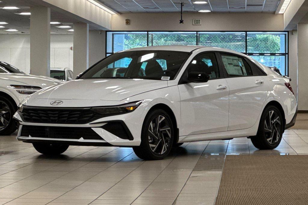 new 2025 Hyundai ELANTRA HEV car, priced at $24,685