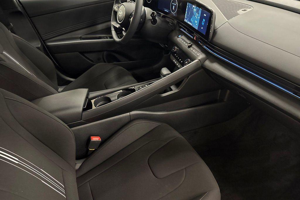 new 2025 Hyundai ELANTRA HEV car, priced at $24,685
