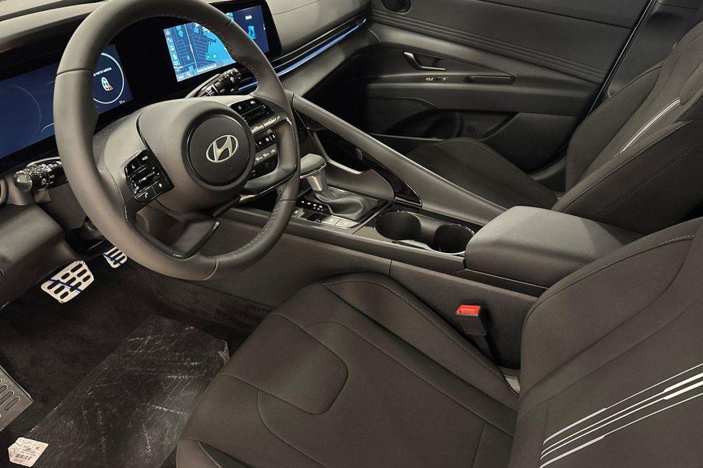new 2025 Hyundai ELANTRA HEV car, priced at $24,685