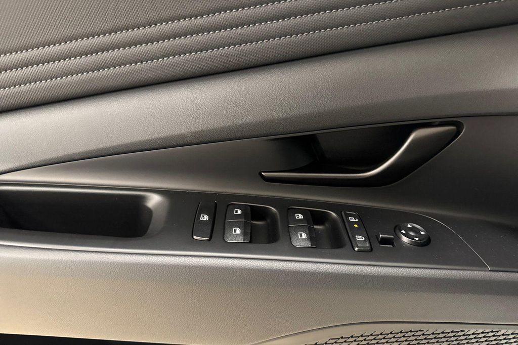 new 2025 Hyundai ELANTRA HEV car, priced at $24,685