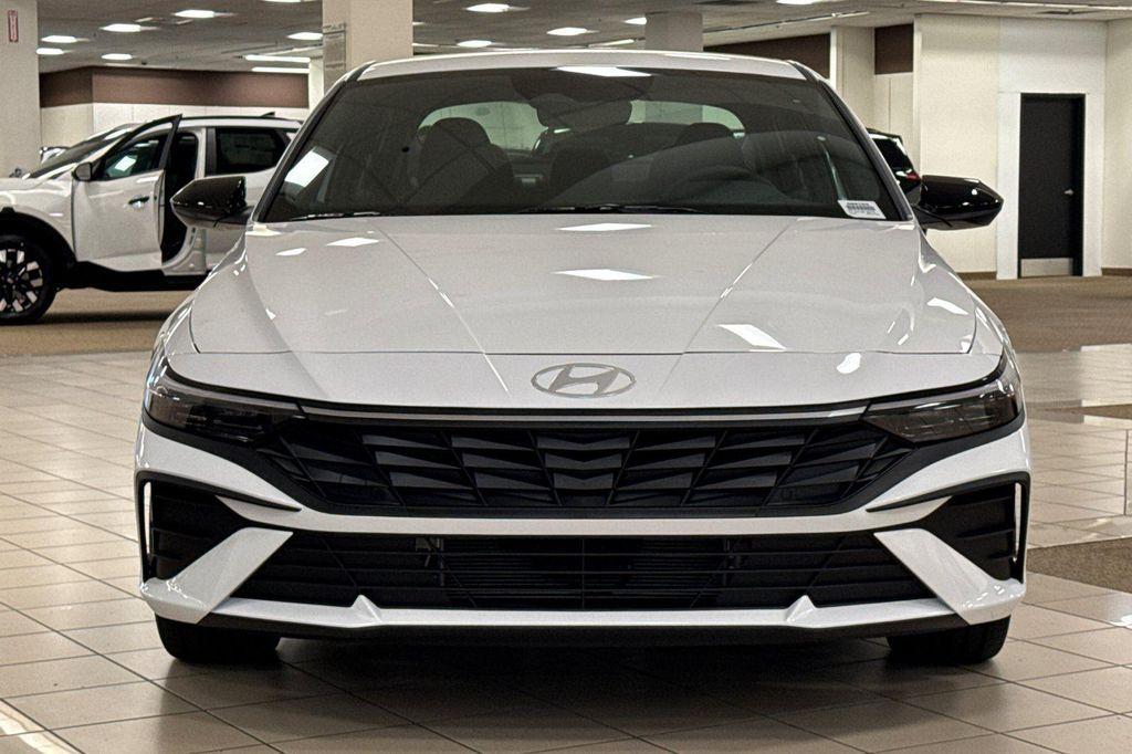 new 2025 Hyundai ELANTRA HEV car, priced at $24,685