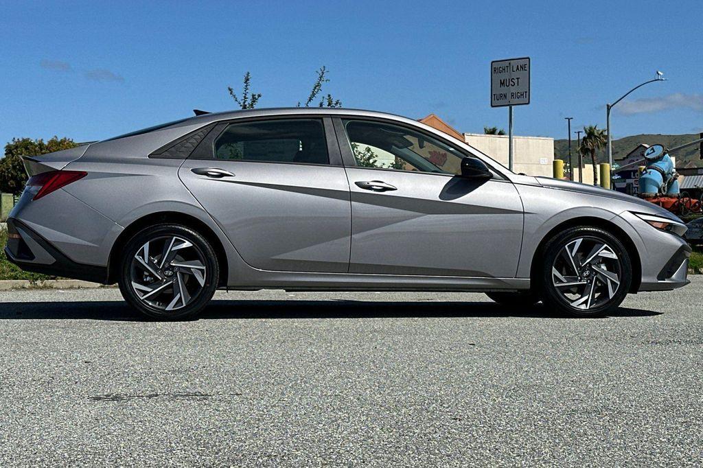new 2025 Hyundai ELANTRA HEV car, priced at $24,210
