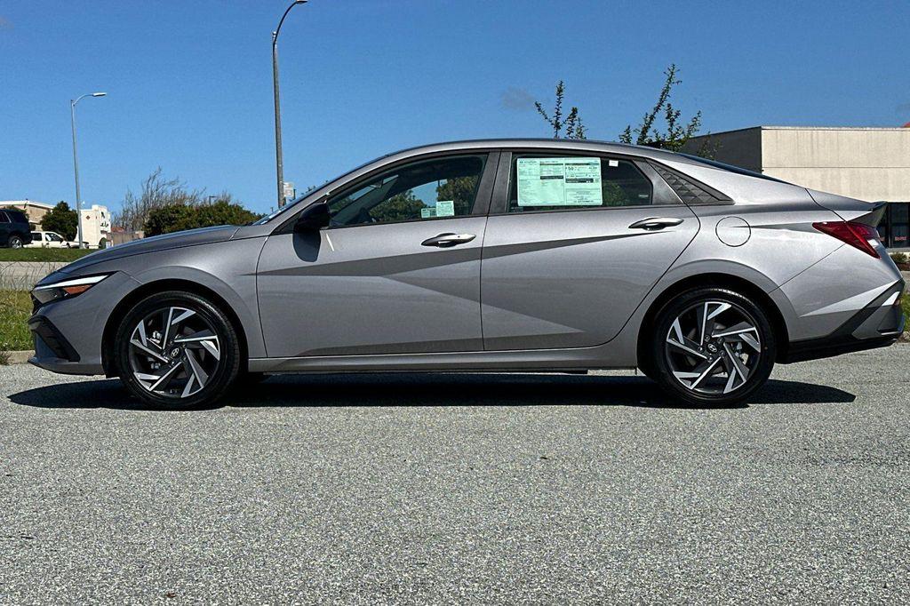 new 2025 Hyundai ELANTRA HEV car, priced at $24,210
