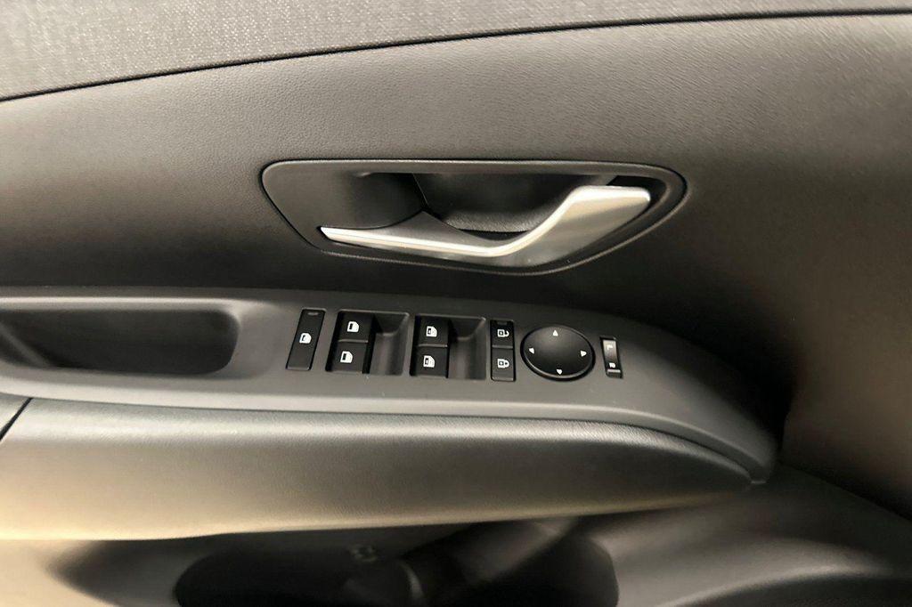 new 2025 Hyundai TUCSON Hybrid car, priced at $32,115